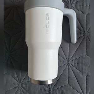 Reduce 40 oz. Stainless Cup with handle
